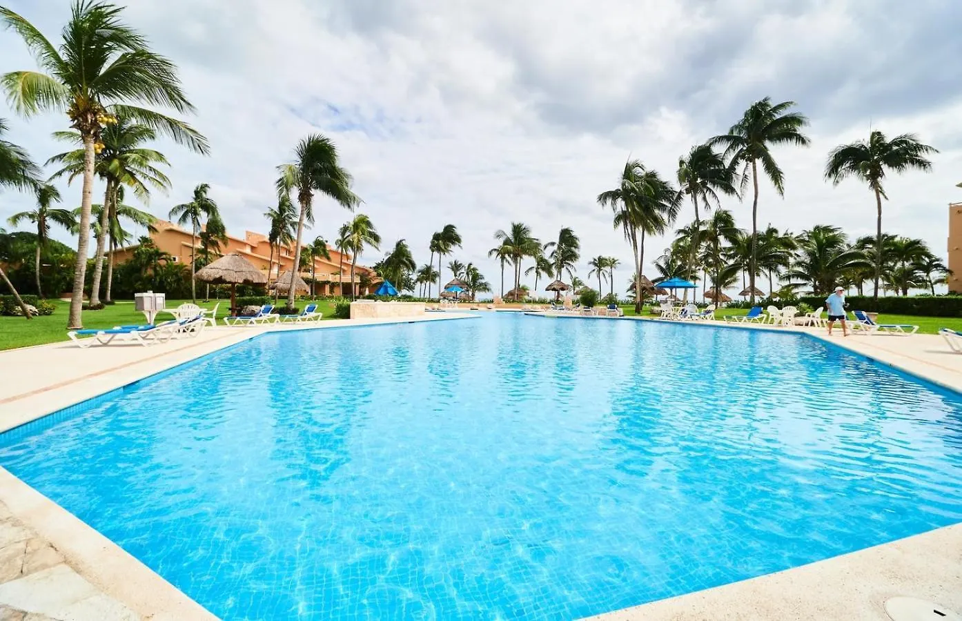 Beachfront Appt W/Amazing Pool In Puerto Aventuras Appartement